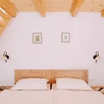 Gostisce Krivograd 3*
