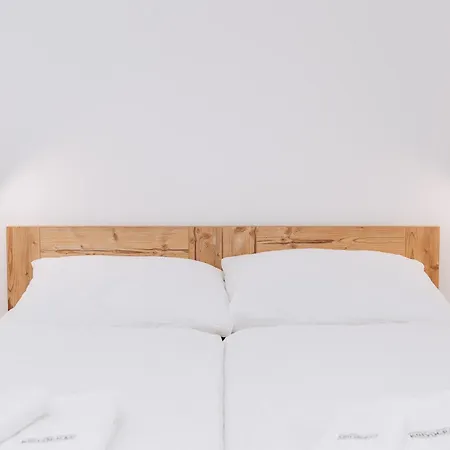 Guest house Gostisce Krivograd 3*
