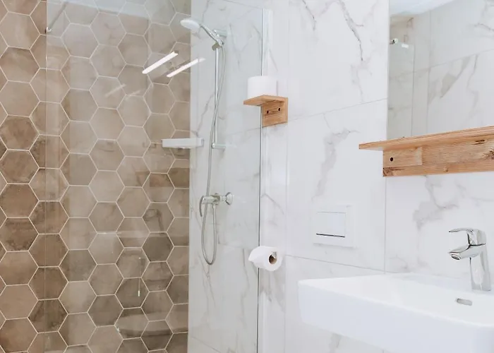 Gostisce Krivograd ゲストハウス 3*